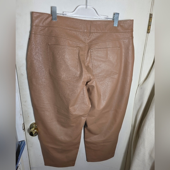 NWT Spanx Slim Straight Pant Petite Plus Size 2X In Toffee Faux Leather - Picture 2 of 11
